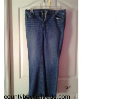 4 pair of Old Navy Jeans